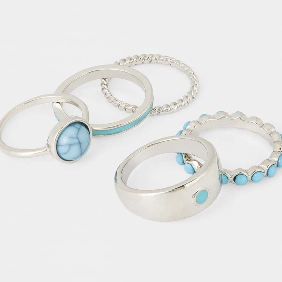 Cross-border rings are popular with blue stone and blue pine rings.