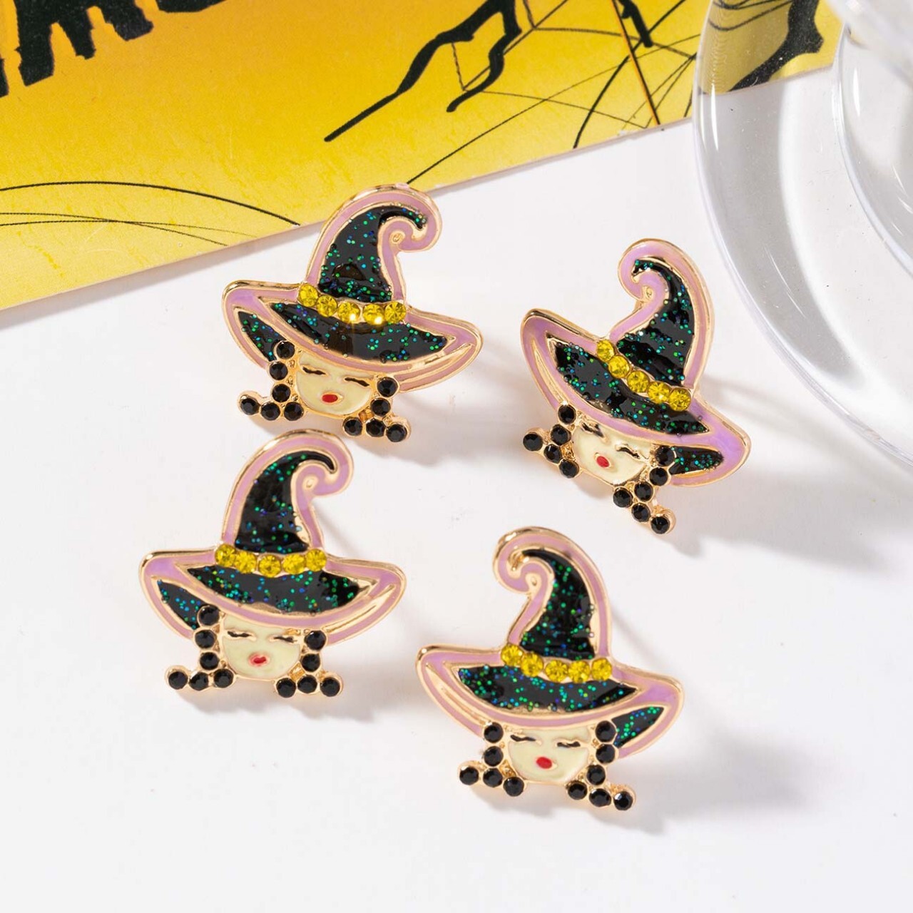 Cross-border Halloween alloy ear nails and witch hats.