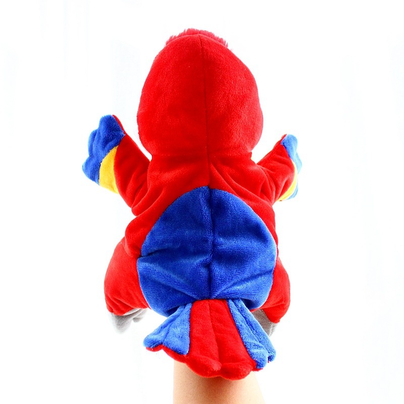 ผ้ากํามะหยี่กํามะหยี่กํามะหยี่สีของนกแก้ว, นักแสดงเด็กอนุบาลสัตว์, โต้ตอบข้ามพรมแดน