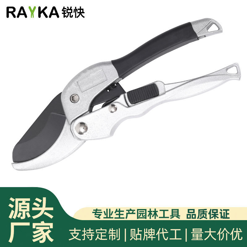 Những lưỡi liềm, lưỡi hái, lưỡi hái, thép cacbon và tiếng thét thô.