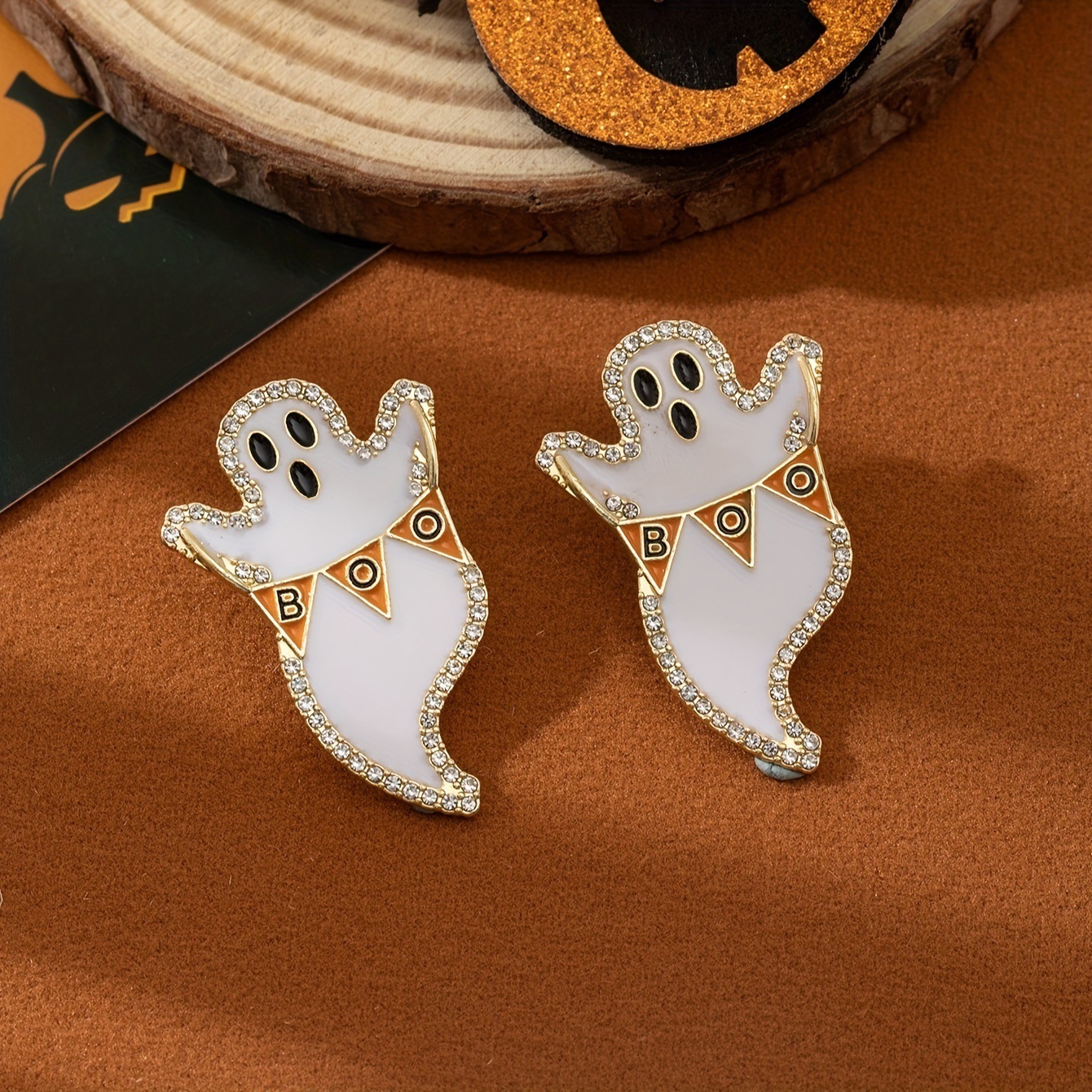 Halloween cross-border one-on-one with a lovely Halloween ghost-shaped alloy.