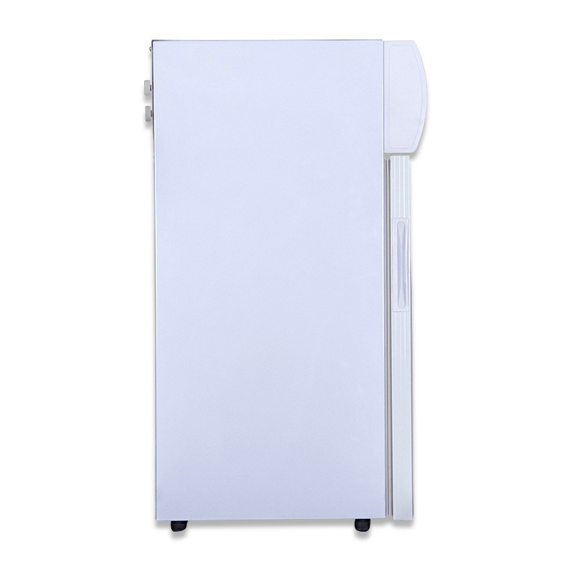 Sữa ấm hơn SC55LW và khăn tắm trong tủ nước nóng hơn cho thấy tủ ấm hơn và ấm hơn.