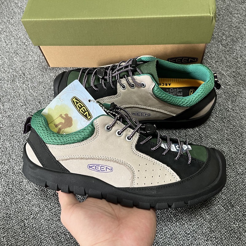 Chất lượng thế hệ thứ hai Keen Coon-Skin Outhouse Loop-Shoes lỏng lẻo qua biên giới.