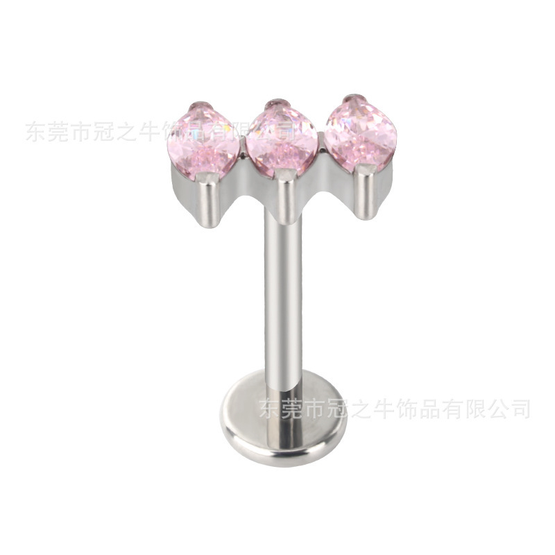 The crowned cow F136/G23 titanium alloy piercing horse eye nails in the earring of the 5A quartz factory.