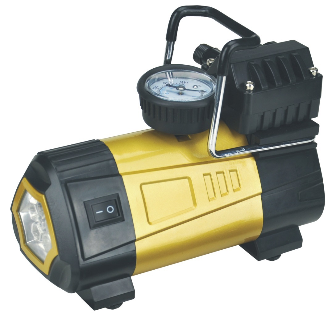 Các lốp xe được cung cấp bởi nhà sản xuất, bơm xăng gắn xe hơi.