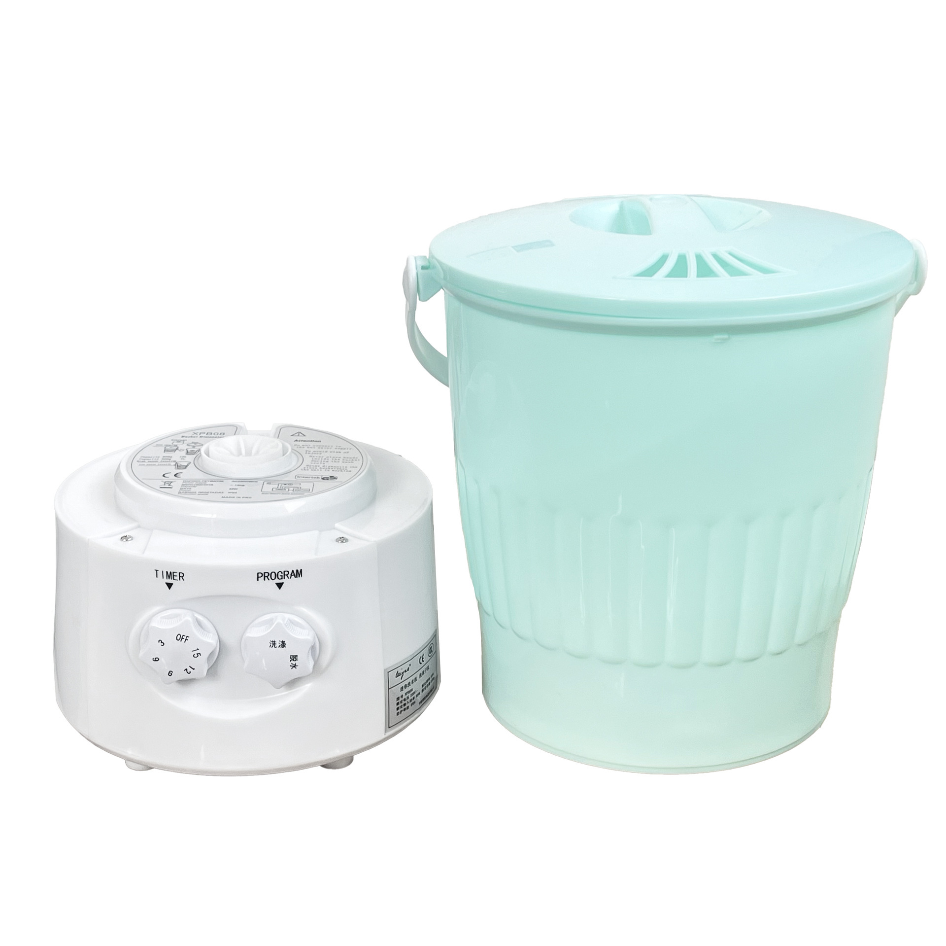 Cái máy giặt thông minh cầm tay bắt đầu rửa hai chiếc vớ lười biếng.