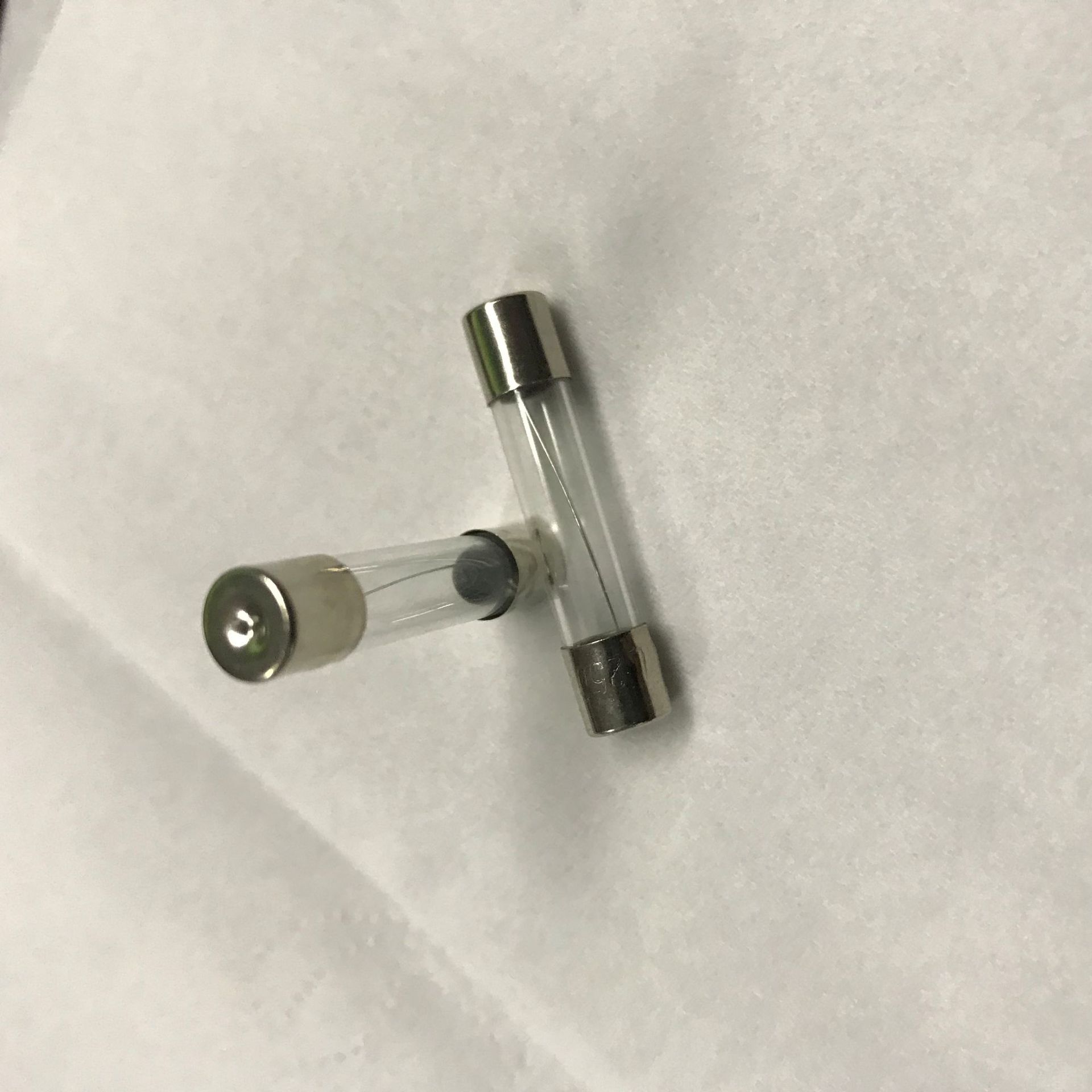 Nhà máy bán 6x30 ống kính an toàn, cầu chì có chất lượng ô tô, công tắc, 15A 20A.