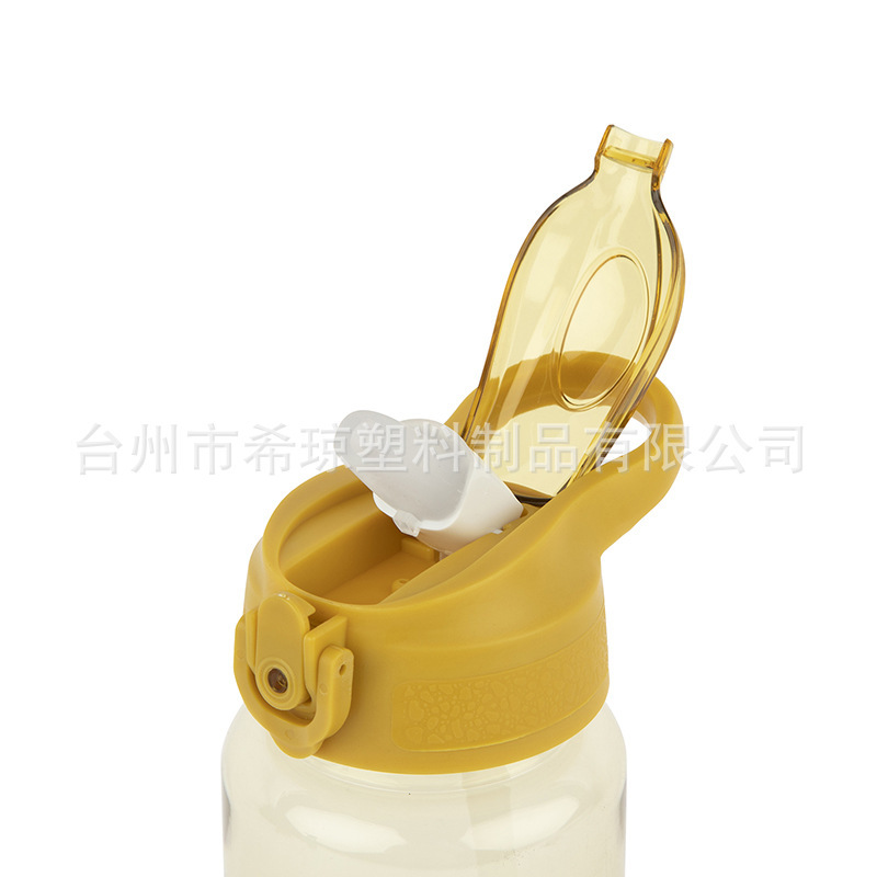 Các cốc nước chống nước dễ thương, và học sinh đi bằng nhựa.