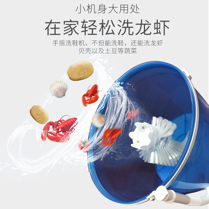 Thợ giặt tôm hùm không dùng máy giặt giày rửa tay cho nhà.