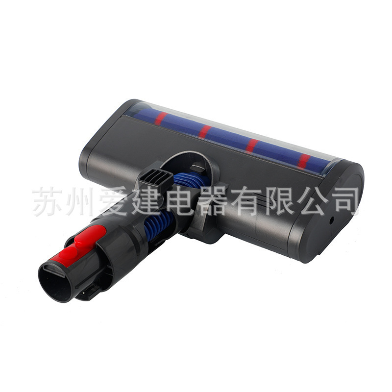 Dùng máy hút bụi Dyson V7V8V10V11 để đánh răng sàn nhà.