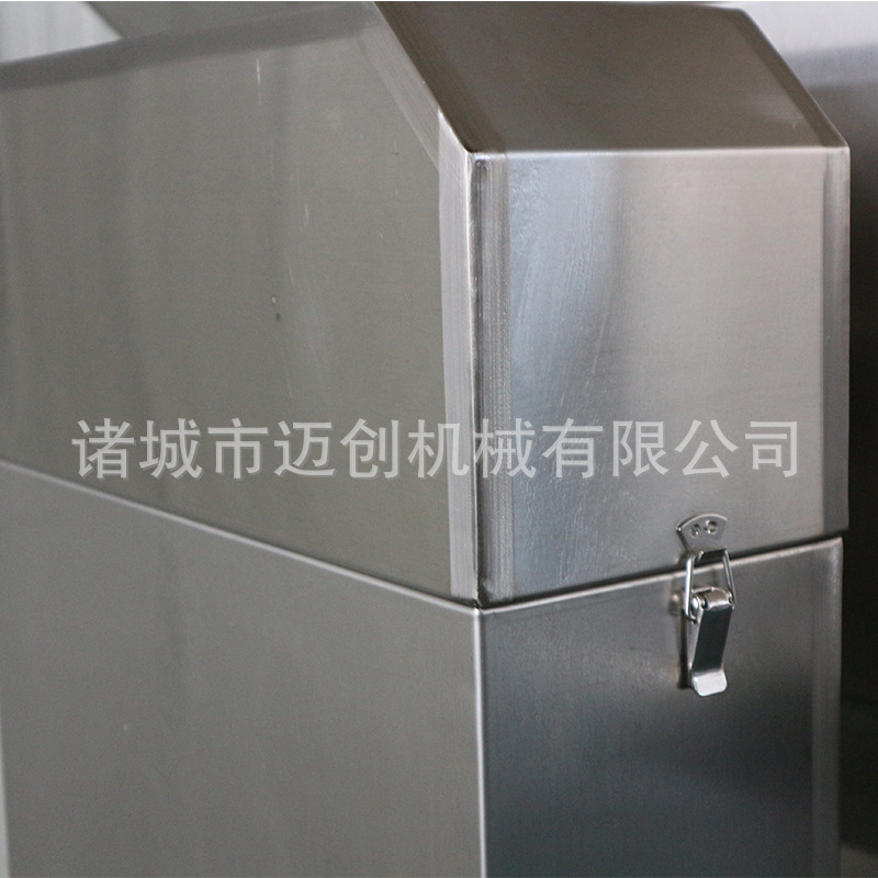 Các nồi hơi tiết điện từ, các nhà bếp canteen trường học, tất cả đều tự động được chế biến.