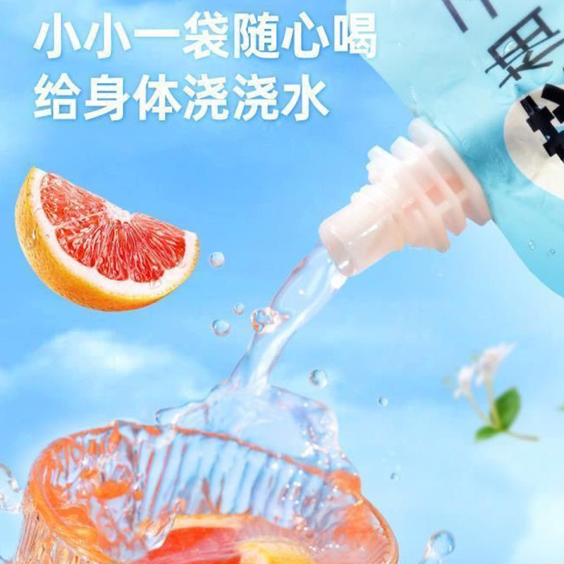 Chiếc túi 130g12 mới của chiếc hộp vàng và trái nho bạc.