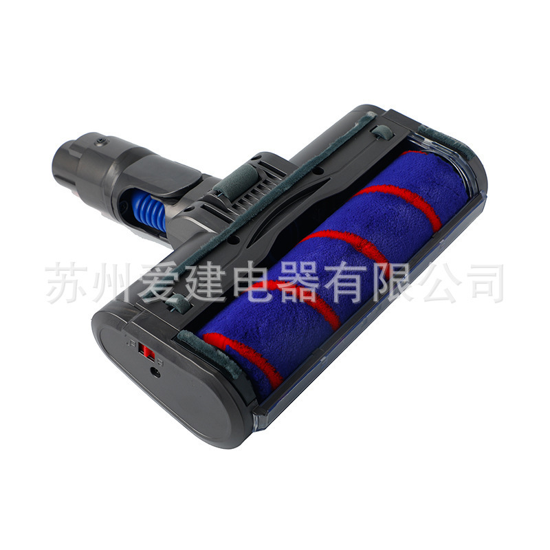 Dùng máy hút bụi Dyson V7V8V10V11 để đánh răng sàn nhà.