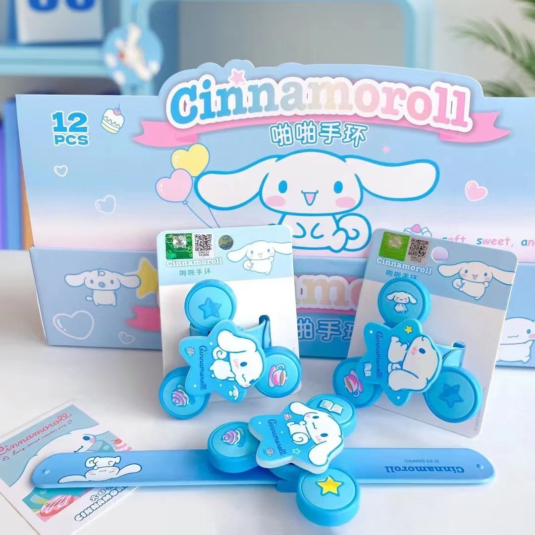 Một cái đồng hồ đeo nhẫn mới cho một cô gái ba chân được cho phép trong bản gốc.