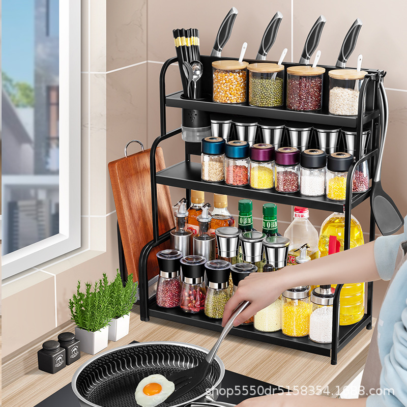 Nhà bếp đã chuẩn bị sẵn sàng cho một cái đũa và dao móc.
