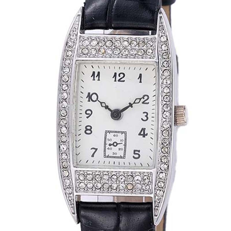 The custom-made factory competitor plastered the classic square watch girl's waterproof PU belt for spring.
