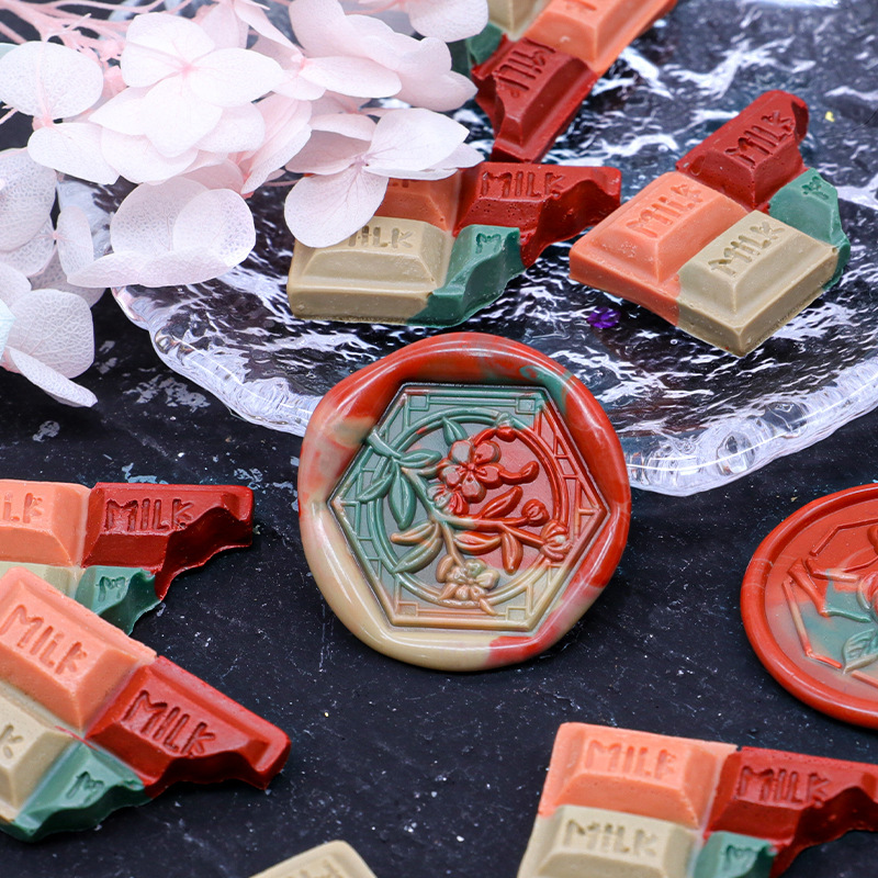Sơn bằng lửa, sơn chocolate sáng tạo, sáp trộn màu với nhau.