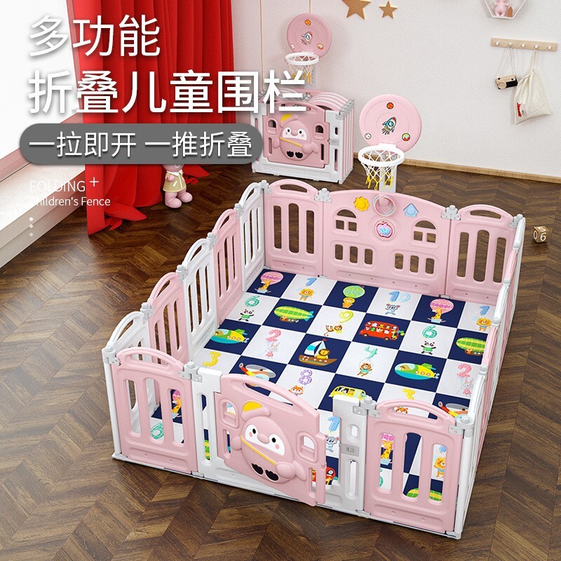 Cơ thể em bé đang run rẩy, trẻ con đang sợ hãi.