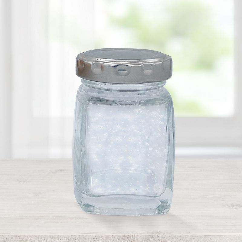 Nhà kho báu trên núi, một căn nhà nhánh cây, đang được xử lý với những nhãn dán để tạo ra một nhánh cây mã hóa Malaysia mới.