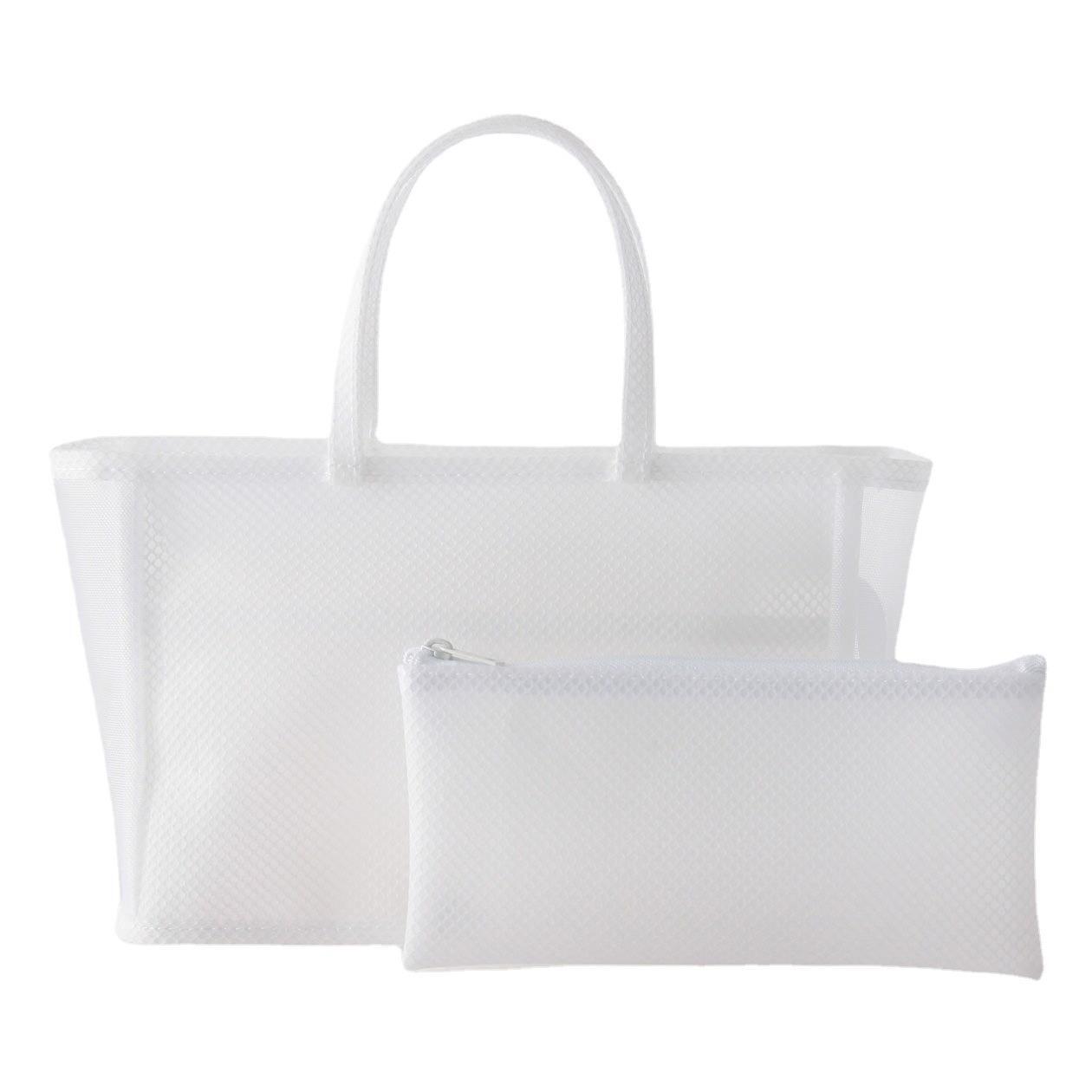 The Korean version of the Recreational Net Ms. Tot packs with large handbags.