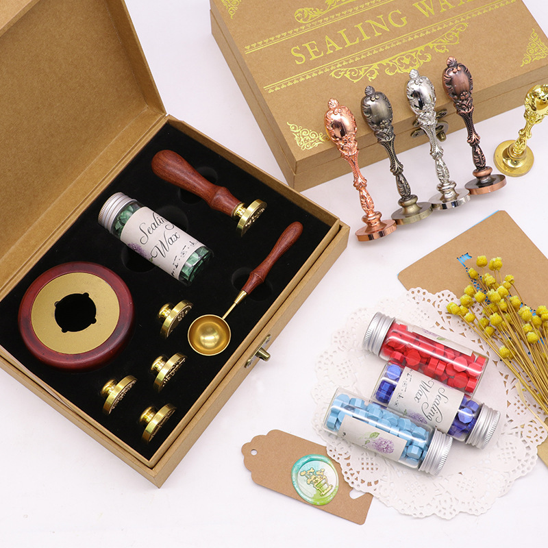 Người ta có thể dùng một chương với tem pyrotechnic với một chương về bộ ngược của châu Âu để vẽ bản đồ xử lý chất pyrotechnic.