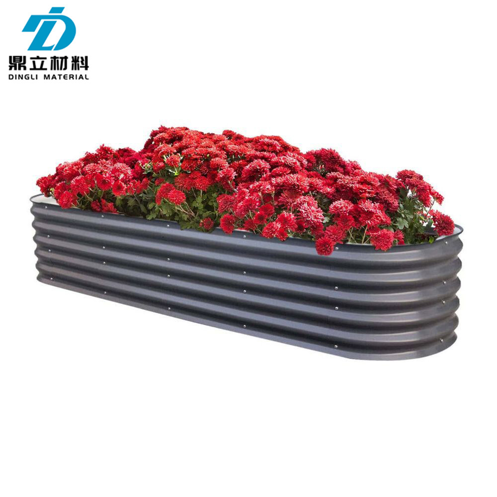 Direct sale by an outdoor horticultural family on the ground in a corrosive metal gardening box