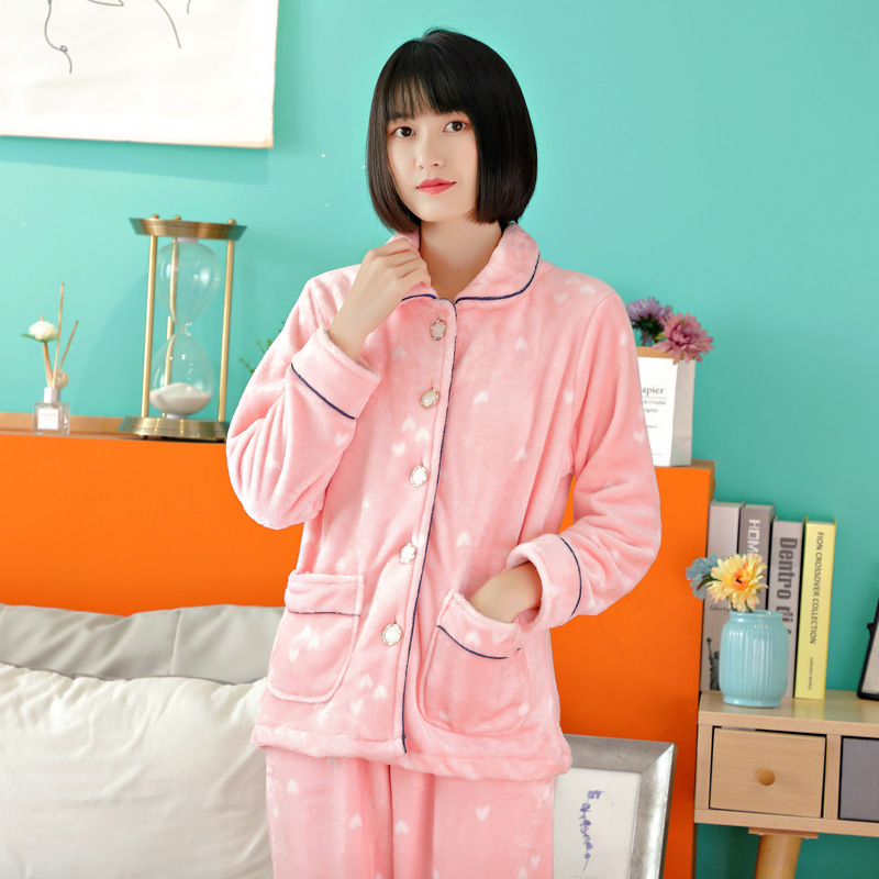 Chất béo và pyjama, bộ đồ nhung san hô mùa đông cộng với 200 pound.
