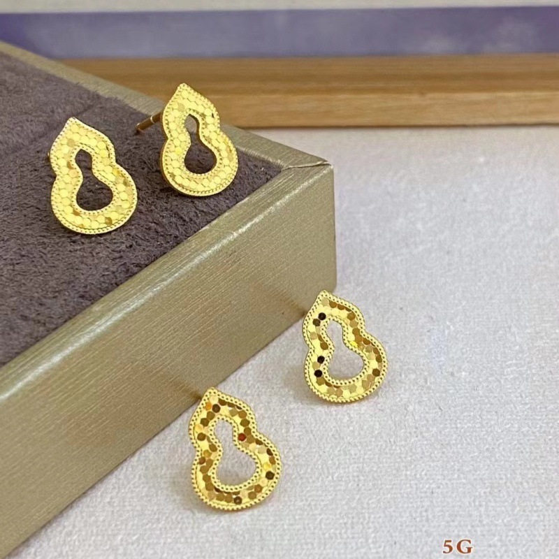 A 5G round-out of a 5G gold tyrannium earring with 24K pure gold earrings.