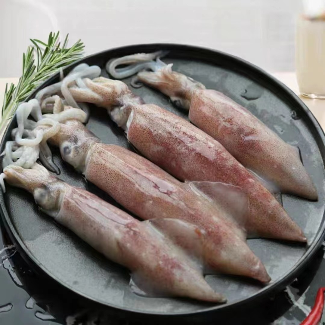 Đến đảoyama với mực ống hạt giống, thỏ với ống cơm, mực trứng nhanh chóng đông lạnh. Cá đầy hạt.