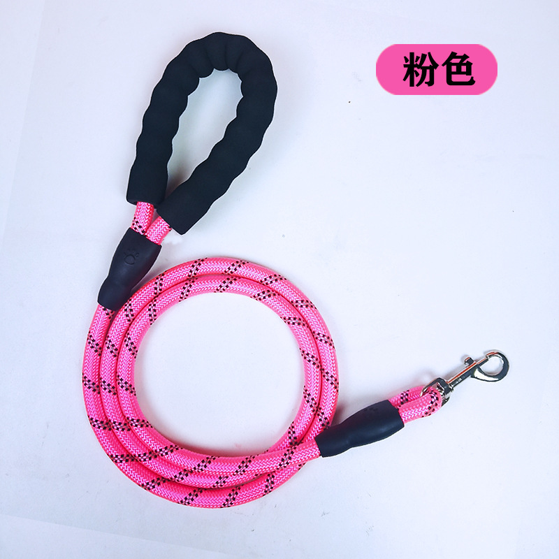 A pet tow rope, a dog torn off a dog rope.