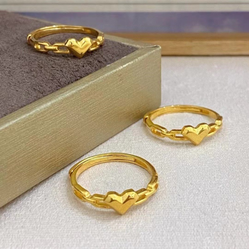 A 5G gold ring with a 520 gift for a girlfriend.