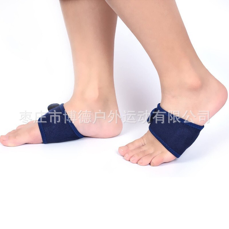 Cung E22 hỗ trợ cung chiếu giày và cung gel-foot hỗ trợ cây với sự hỗ trợ cắt thẳng.