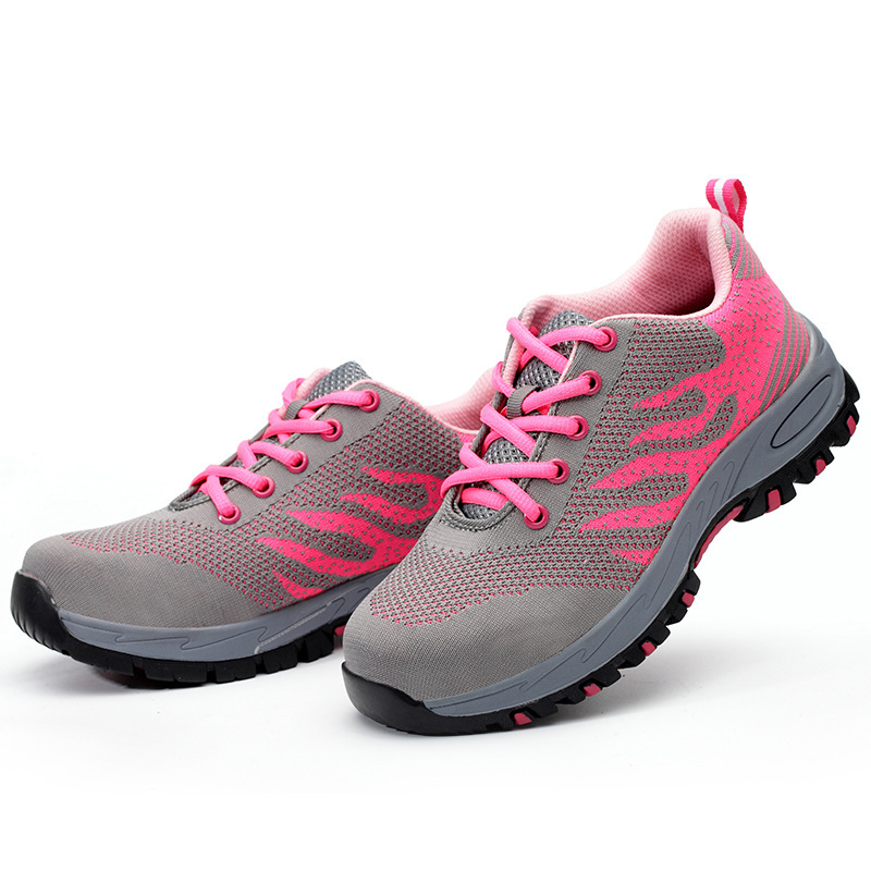 The new lady, the safety shoes, the safety shoes, the safety shoes, the safety of the rubber-weave, the safety of the steel head, the safety of the work shoes.