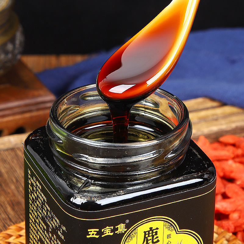 300g một chai thịt nai cho một người đàn ông với một chai dầu nhẹ.
