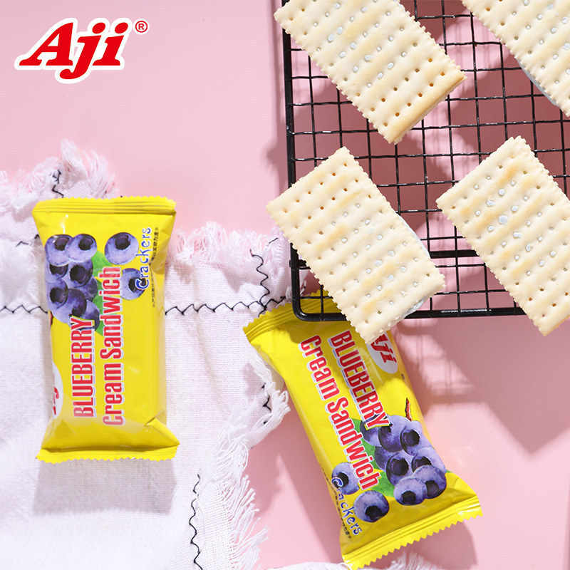 Aji Soda với một bánh quy chanh và một bữa ăn đậu phộng với nhiều loại thức ăn miễn phí 135g