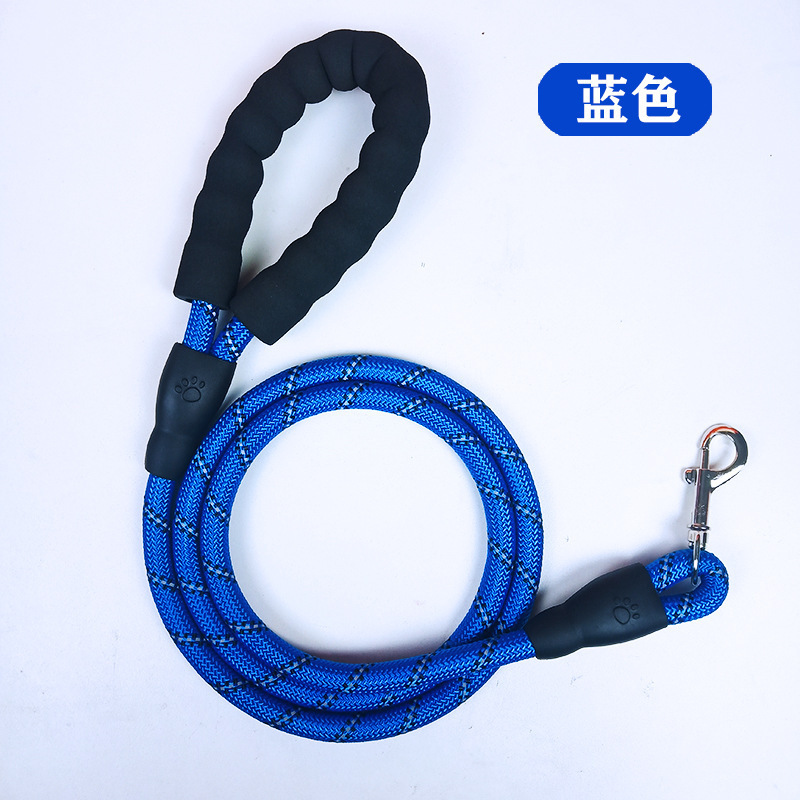 A pet tow rope, a dog torn off a dog rope.