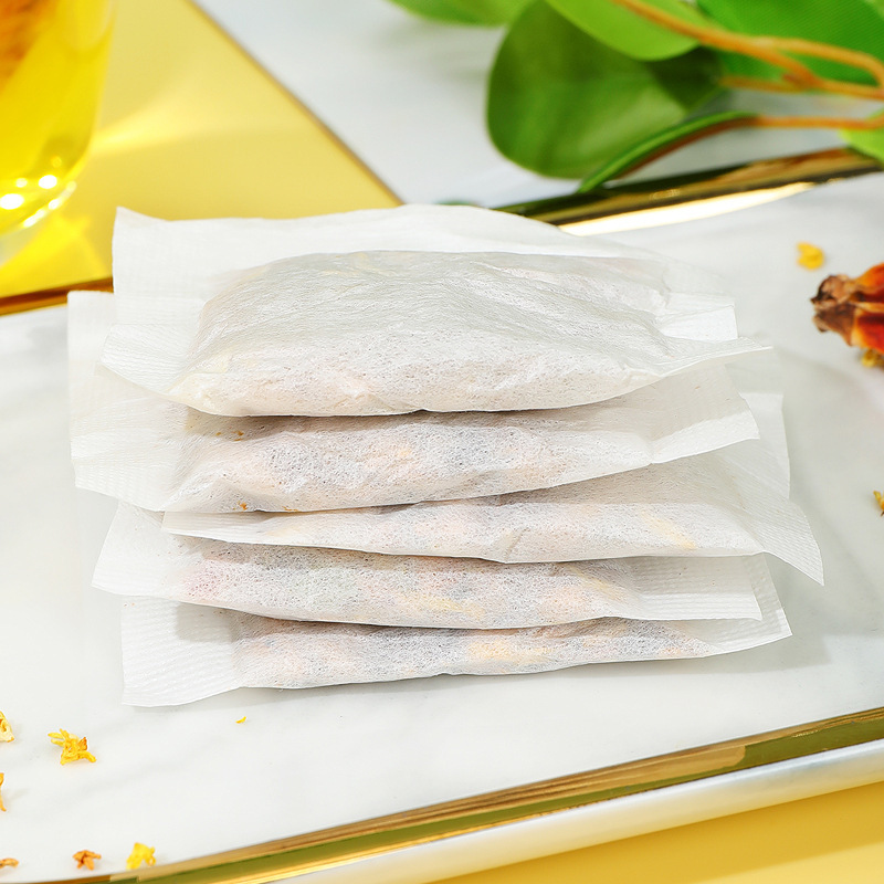 Trà tuyệt chủng của Nữ hoàng, một túi trà, một nguồn gốc để chế biến, đủ thứ trà hoa, một sợi tóc.