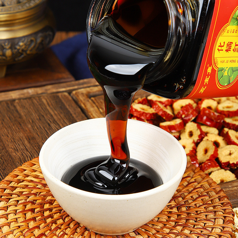 Cái bình dầu cam bán một trong những loại dầu thơm bán được.