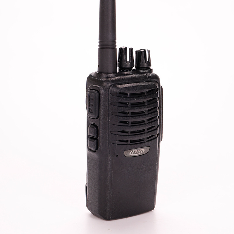 7W Power Professionals, long-range communication penetration outside the radio room, loud and bright CY 5800