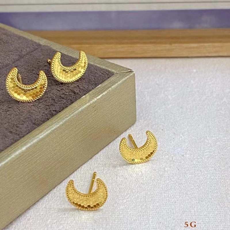 A 5G round-out of a 5G gold tyrannium earring with 24K pure gold earrings.