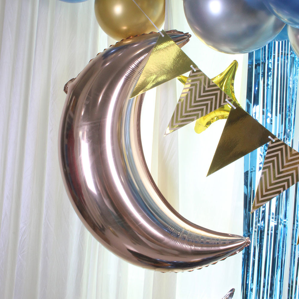 Cross-border Blue Balloon Chain Flag Whiskey Chain Suite party decoration site setup