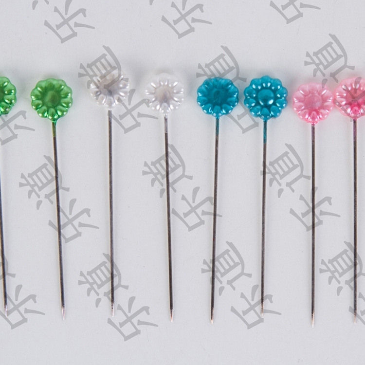 The glass head locator pin, the wholesale dress pin, the glass head needle, the colored pearl needle.