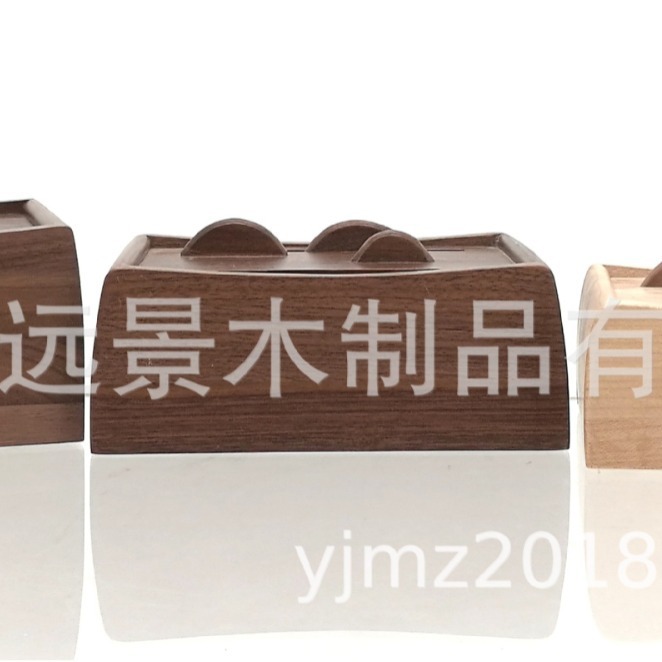 Nhà máy cung cấp cho khách sạn những hộp khăn giấy, ngăn kéo giấy từ văn phòng mô gỗ.
