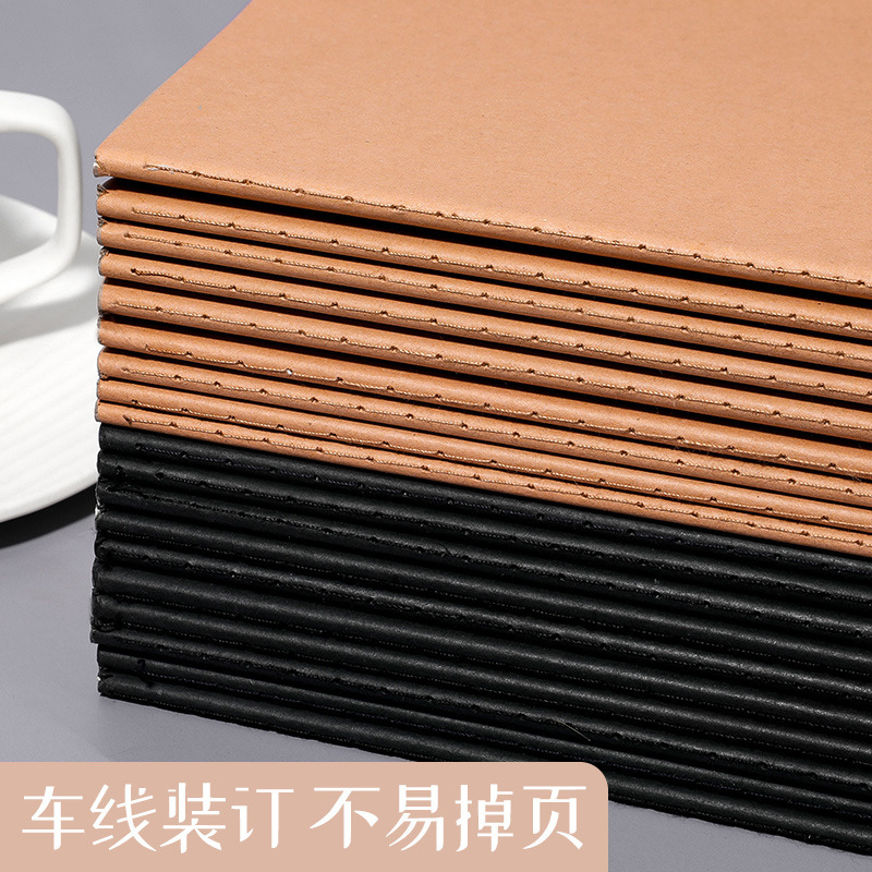 Bạn học Quadripartite, sinh viên đại học thời thượng, sao chép và phân phát sổ tay lớp học một cách nhẹ nhàng.