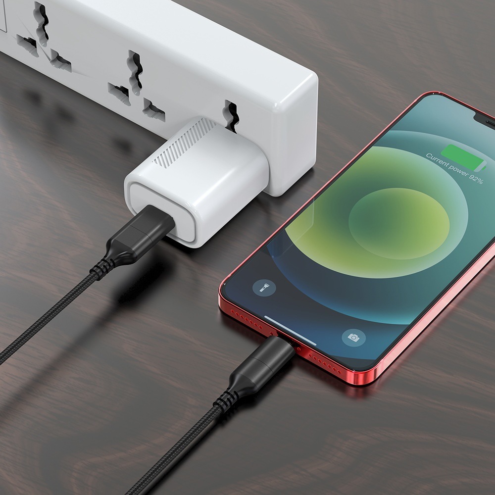 Đoạn 4 mới kết hợp với 1 giỏ dữ liệu dòng Cảnh sát QC3.0 dòng tốc độ 3A aluminium dệt hợp kim, các món quà nhỏ