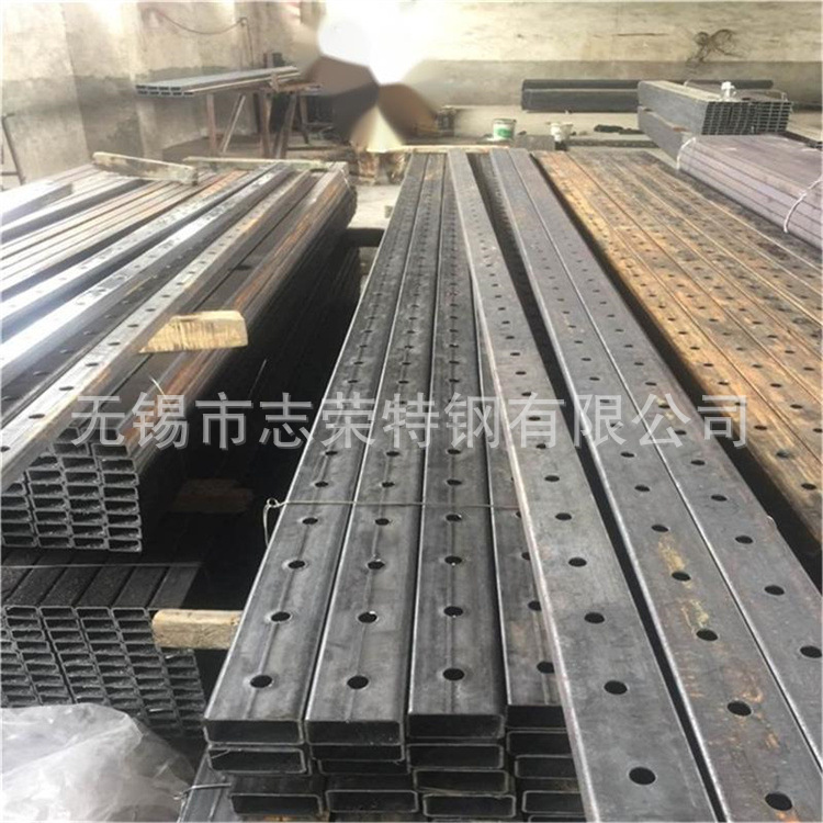 立柱方钢冲孔，带孔方管 50*50*3镀锌方通 切割定尺长度