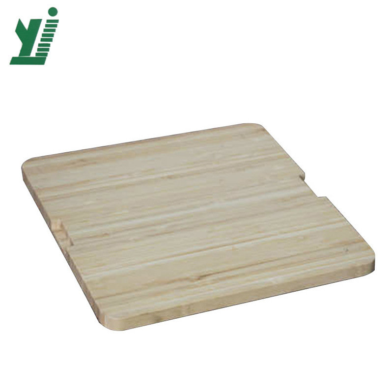 Nấu ăn sản xuất thức ăn trong bếp, và rau nấu bằng gỗ.