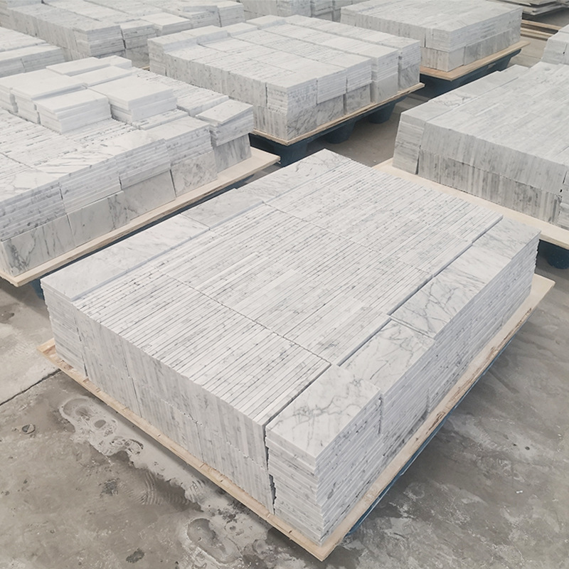 In the factory's supply, the white rectangular masonite marble tiles can be made as needed in the bath bathroom.