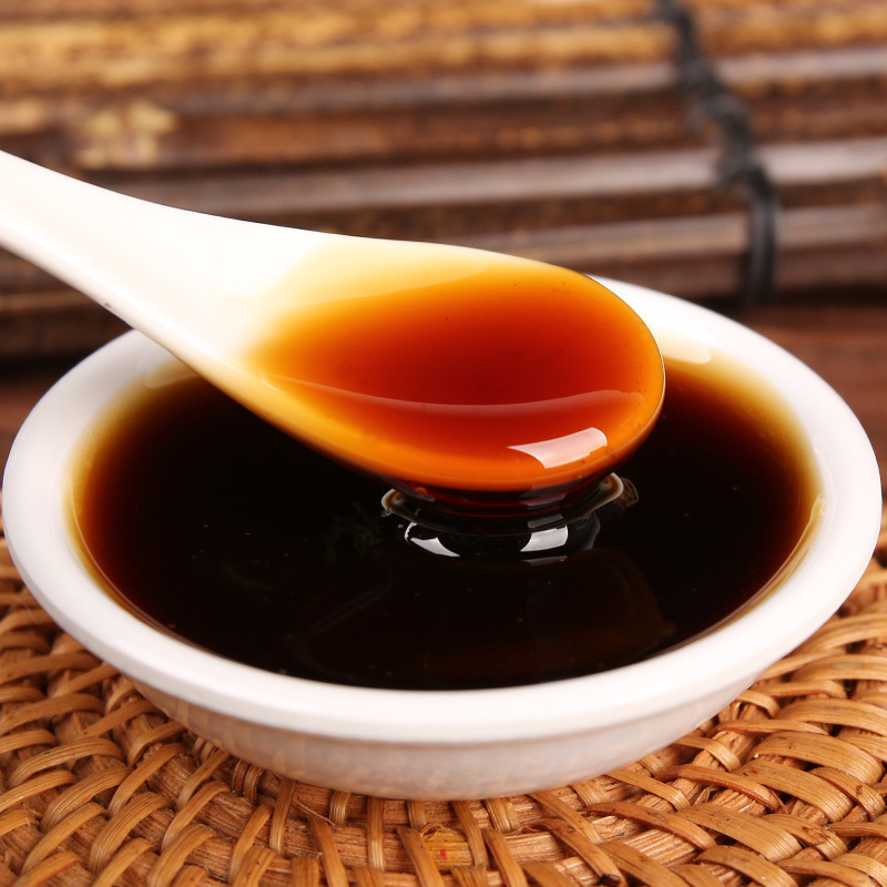 Đó là một vòng xoáy của những bức tranh ghép.