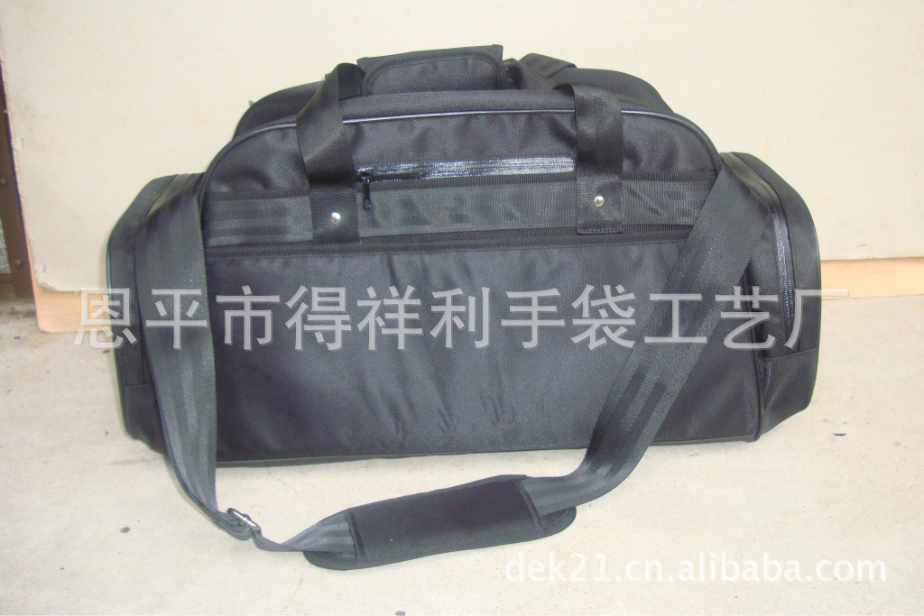 Multipurpose sports bags, luggage bags, corner wheels.